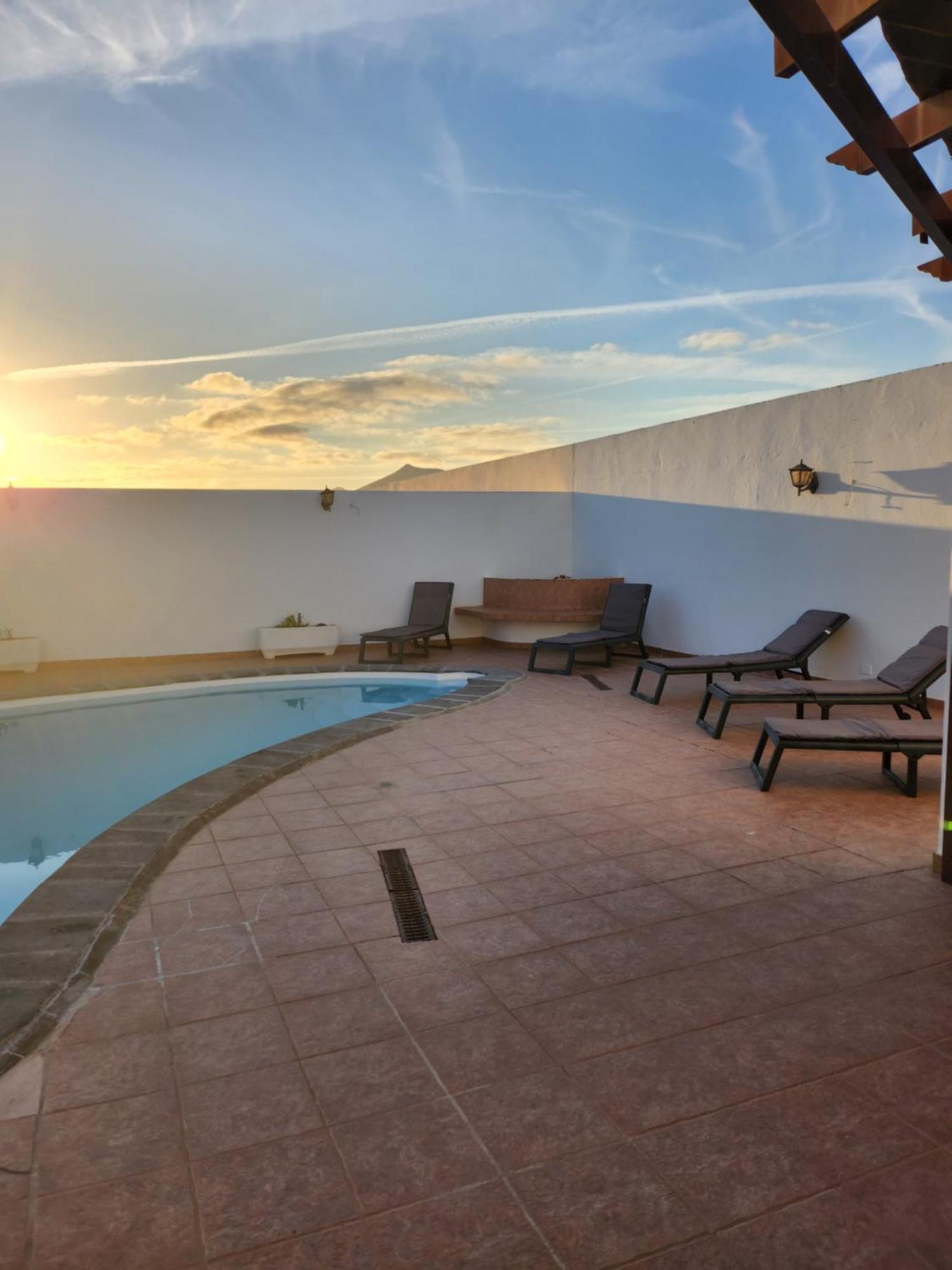 Casa La Bufona Villa อาร์เรซิเฟ ภายนอก รูปภาพ